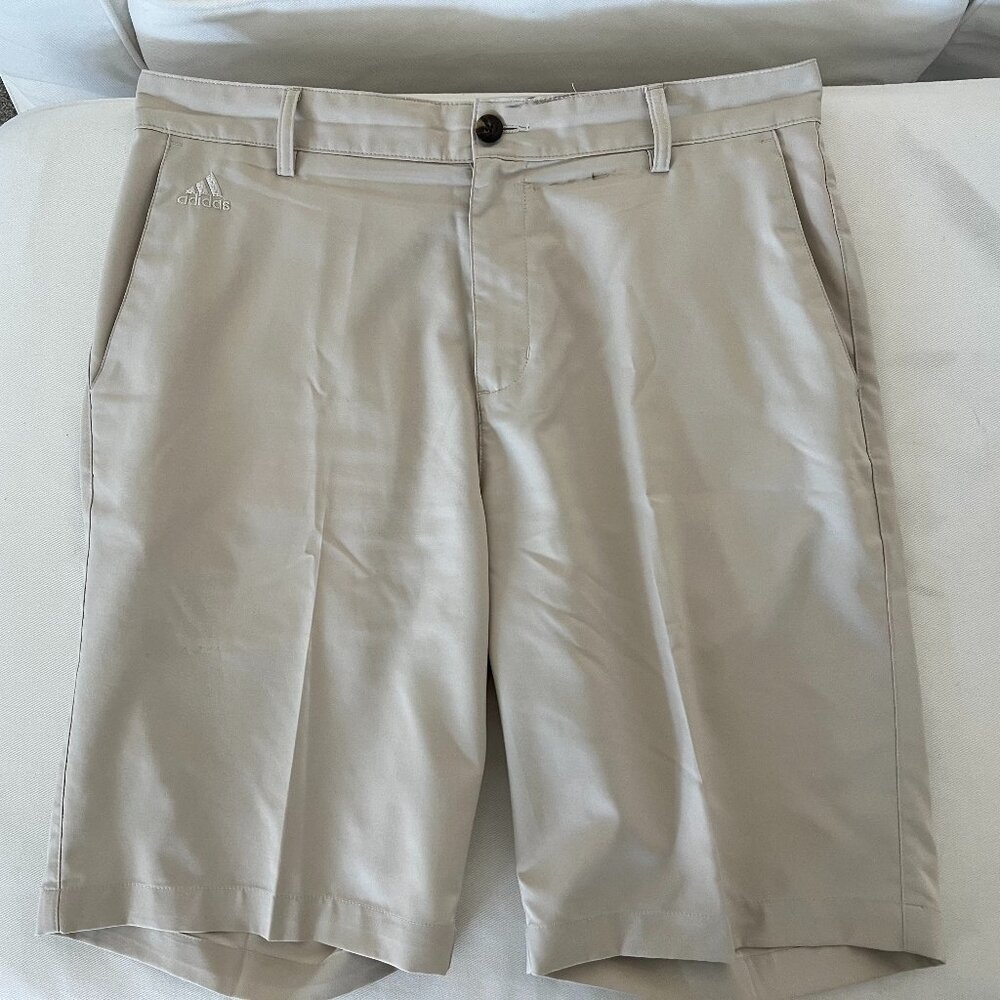 Adidas Men’s Size 32 Climalite Golf Shorts Light Khaki